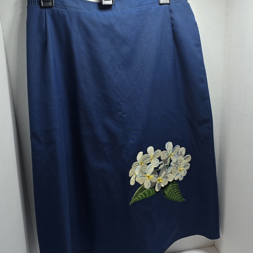 Elegant Blue Floral A-Line Skirt